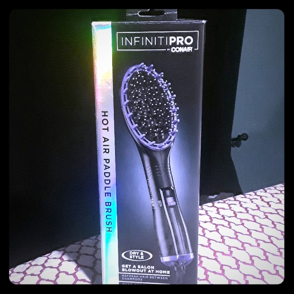Hot air paddle brush